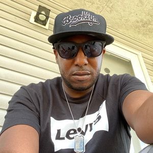 Meet your Posher, Corey